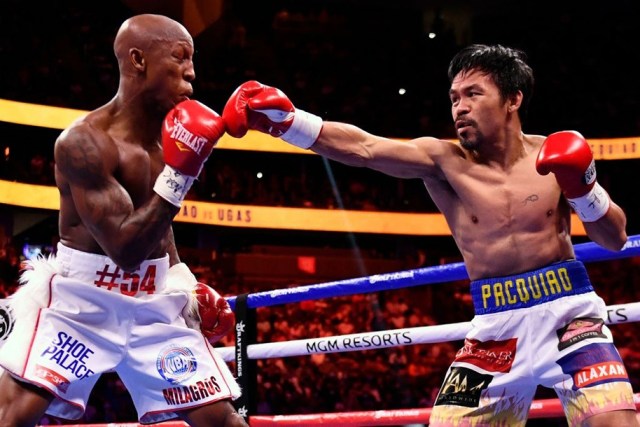 Huyền thoại quyền Anh Manny Pacquiao để thua tính điểm trước nhà vô địch Yordenis Ugas