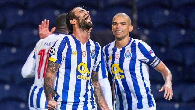 Juventus - Porto: Thập diện mai phục Bà đầm già