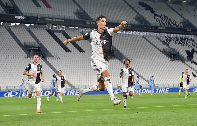 Juventus ra quyết định về tương lai của Cristiano Ronaldo