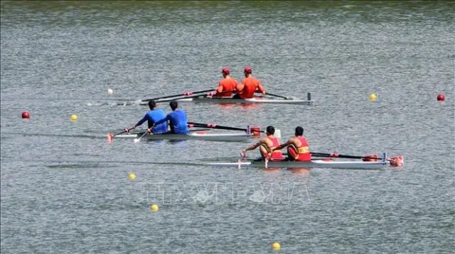 Khai mạc Giải Đua thuyền Rowing và Canoeing vô địch các Câu lạc bộ toàn quốc