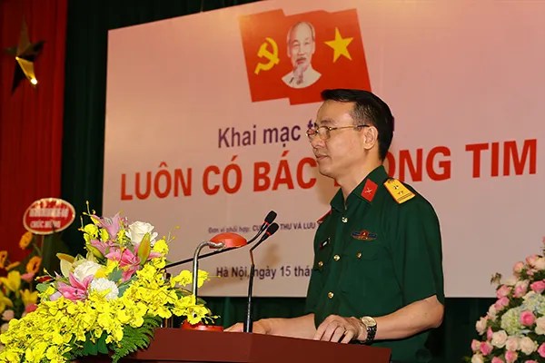 Khai mạc Triển lãm 'Luôn có Bác trong tim'