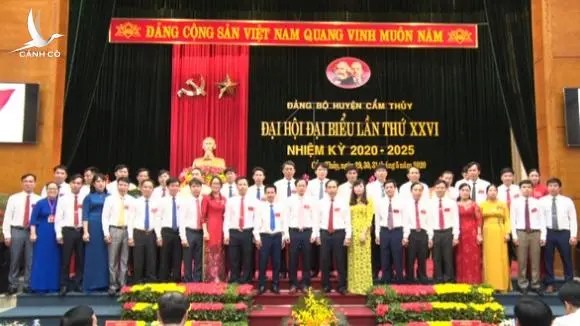 Không để lọt vào cấp ủy người không xứng đáng, không bỏ sót cán bộ có đức, có tài