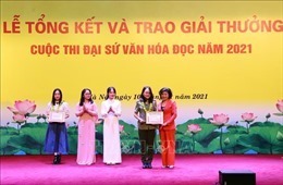 Không ngừng 'nuôi dưỡng', phát triển văn hóa đọc trong tình hình COVID-19