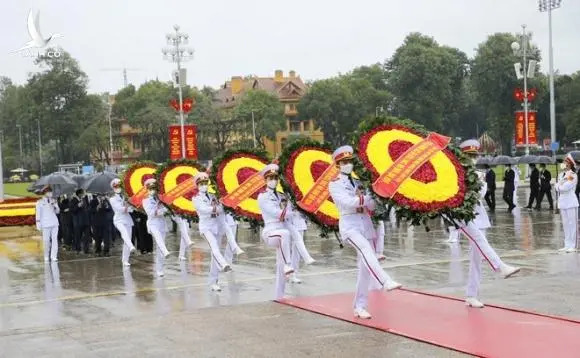 Lãnh đạo Đảng, Nhà nước thành kính tưởng nhớ Chủ tịch Hồ Chí Minh