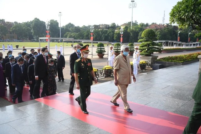 Lãnh đạo Đảng, Nhà nước vào Lăng viếng Chủ tịch Hồ Chí Minh