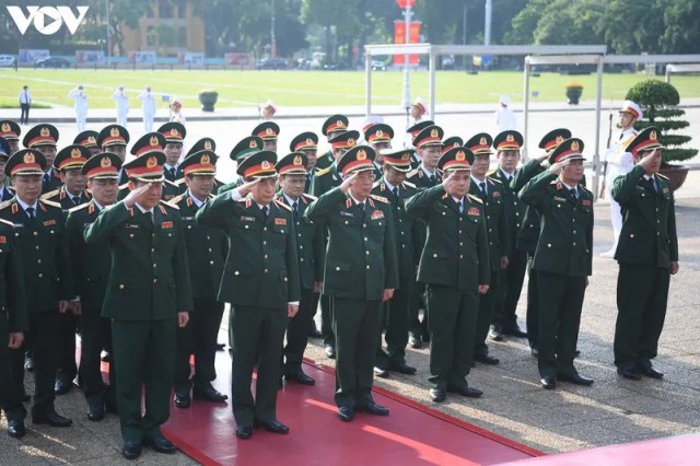 Lãnh đạo Đảng, Nhà nước vào Lăng viếng Chủ tịch Hồ Chí Minh