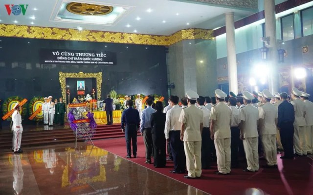 Lãnh đạo Đảng, Nhà nước viếng nguyên Bí thư Trung ương Đảng Trần Quốc Hương