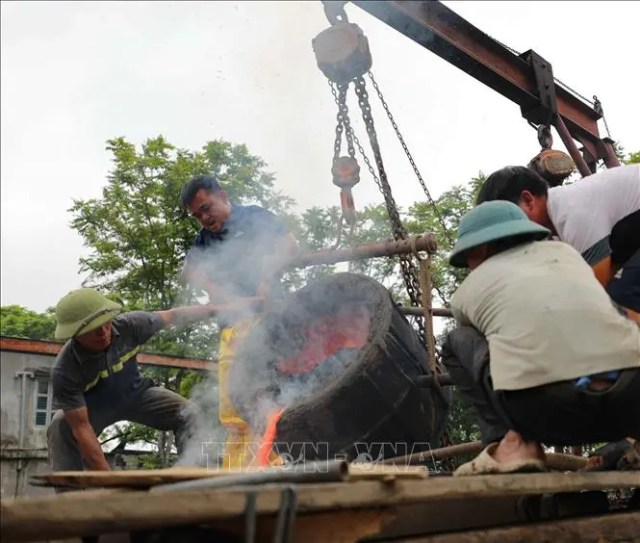 Lễ chập lửa đúc trống đồng 'Hào khí non sông'