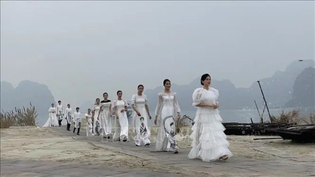 Lễ hội 'Festival Áo dài Quảng Ninh - Miền di sản'