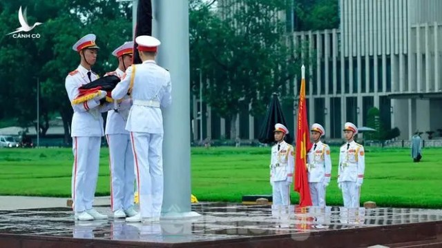 Lễ thượng cờ rủ Quốc tang nguyên Tổng Bí thư Lê Khả Phiêu