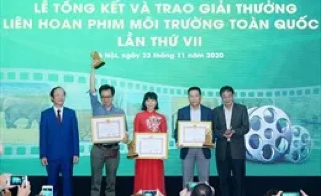 Liên hoan các nhóm tuyên truyền ca khúc cách mạng Cụm Sông Tiền năm 2020