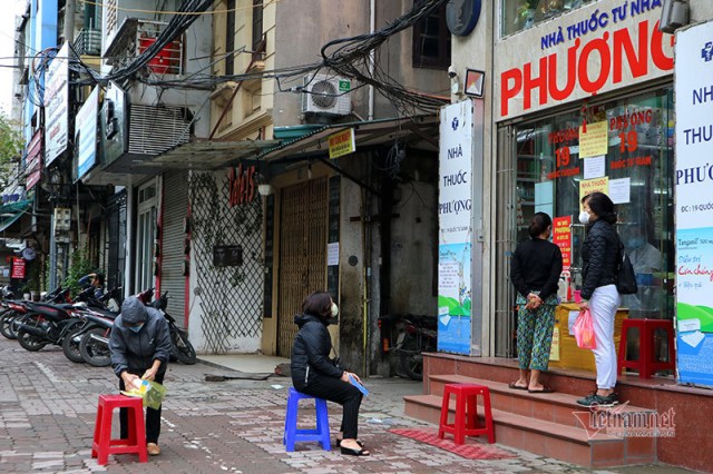 'Mặt trận thứ hai' đã hé mở