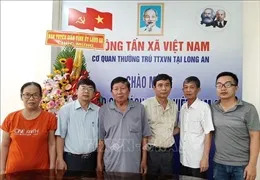 Nghệ sĩ nhiếp ảnh Đinh Quang Thành: Những khoảnh khắc đời người