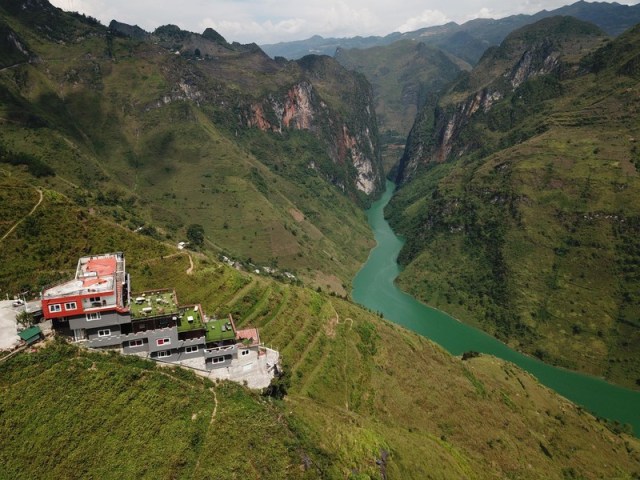 Nghĩ về ngôi nhà Panorama ở Mã Pì Lèng