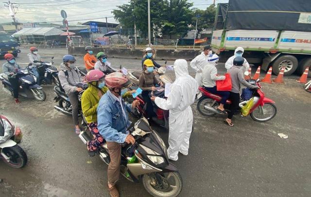 “Người lãnh đạo đừng nhìn xuống 4 chân ghế mà phải nghĩ mình sẽ làm được gì cho dân”