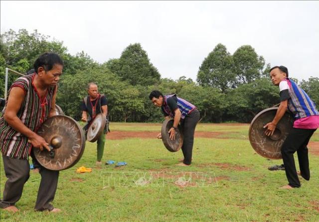 Nơi giữ 'hồn' cồng chiêng dân tộc S’tiêng