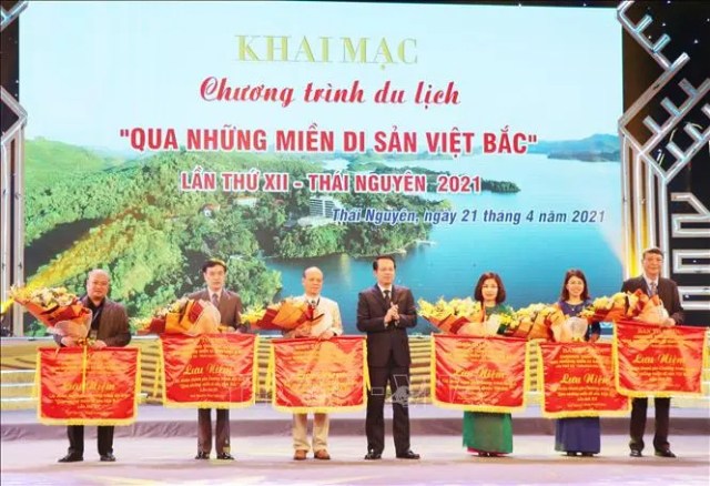 Qua những miền di sản Việt Bắc