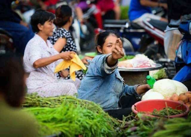 Quay, Quay Cái Lồn Mẹ Chúng Mày