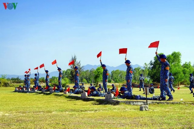 Quyết tâm bảo vệ từng tấc đảo, sải biển