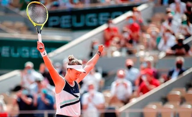 Roland Garros 2021: ‘Người lạ’ Barbora Krejcikova lên ngôi hậu