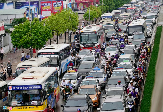 Sao cứ phải cấm đoán?!