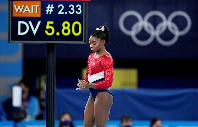 Simone Biles và Naomi Osaka: Vận động viên đỉnh cao gục ngã vì stress