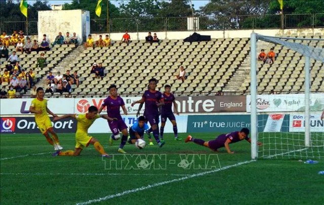 Sông Lam Nghệ An thắng Becamex Bình Dương với tỷ số 2-0 