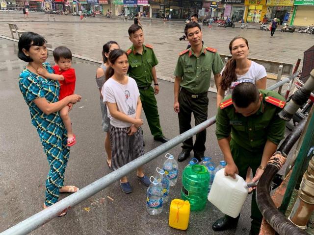 Suy ngẫm: Nước sạch ở Hà Nội và sự hả hê của đám rận