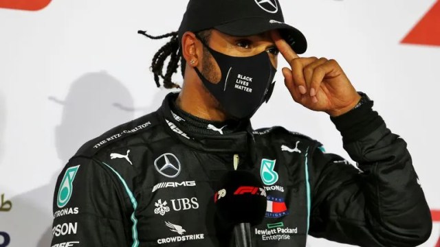 Tay đua vô địch F1 Lewis Hamilton mắc COVID-19