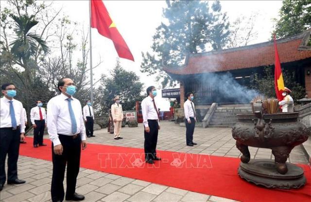 Thành kính Lễ Giỗ Đức Quốc Tổ Lạc Long Quân, dâng hương tưởng niệm Tổ Mẫu Âu Cơ