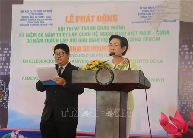 Thi vẽ tranh kỷ niệm 60 năm thiết lập quan hệ ngoại giao Việt Nam - Cuba Thi vẽ tranh kỷ niệm 60 năm thiết lập quan hệ ngoại giao Việt Nam - Cuba