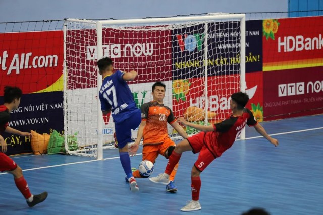 Thử thách trong xây dựng lực lượng trẻ futsal