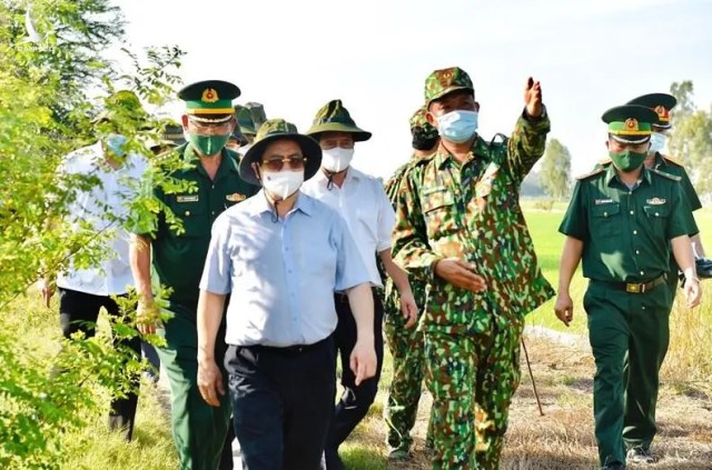 Thủ tướng Phạm Minh Chính chỉ đạo một loạt biện pháp mạnh để chống dịch hiệu quả hơn