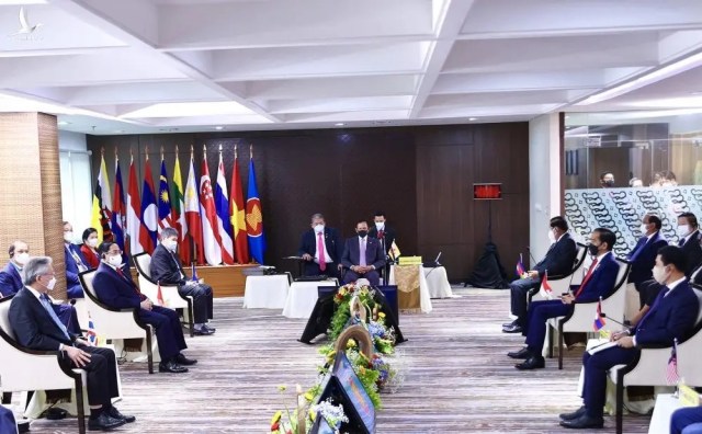Thủ tướng Phạm Minh Chính kết thúc tốt đẹp chuyến công tác tham dự Hội nghị các Nhà Lãnh đạo ASEAN Thủ tướng Phạm Minh Chính kết thúc tốt đẹp chuyến công tác tham dự Hội nghị các Nhà Lãnh đạo ASEAN