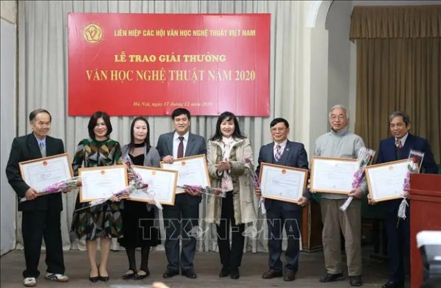 Trao Giải thưởng Văn học Nghệ thuật năm 2020