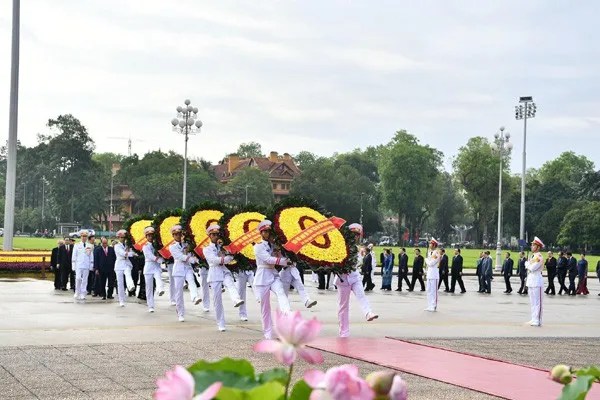 Trực tiếp: Mít tinh kỷ niệm 130 năm ngày sinh Chủ tịch Hồ Chí Minh