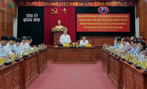 Trưởng Ban Kinh tế Trung ương Nguyễn Văn Bình làm việc tại Quảng Bình