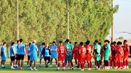 Tuyển U23 Việt Nam đến Kyrgyzstan, loay hoay chọn sân tập