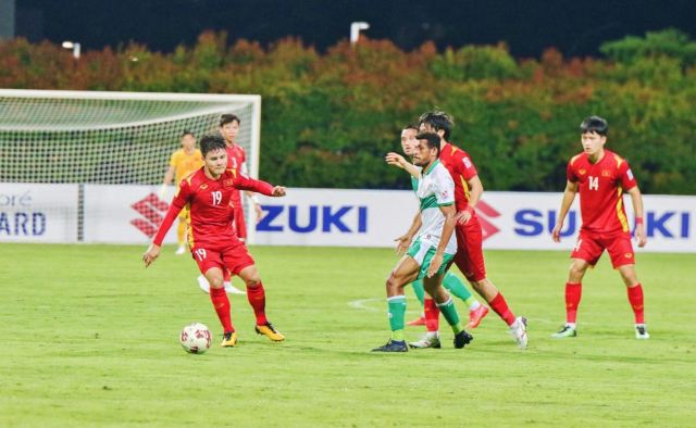 Tuyển Việt Nam và tuyển Indonesia cầm chân nhau 0 - 0, vé bán kết bảng B chờ lượt trận cuối