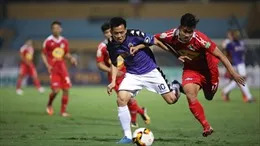 V-League 'hưởng lợi' từ Kiatisuk, HAGL