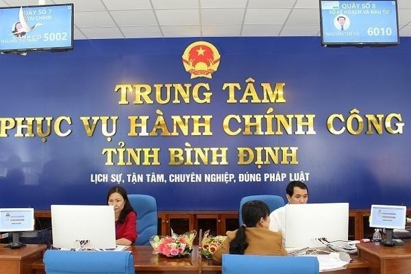 Vì đâu công chức không thèm làm việc đến mấy cũng không bị đuổi việc ?