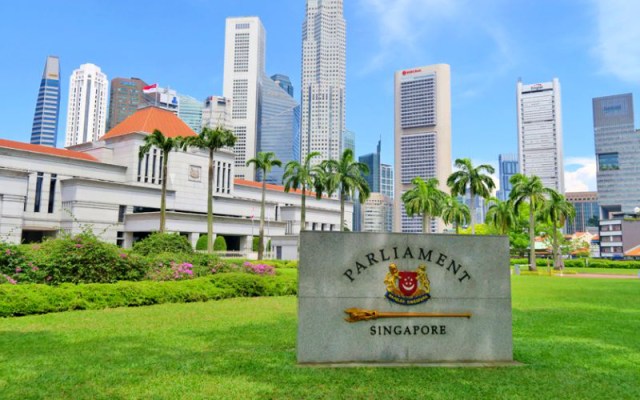 Việt Nam có thể tham khảo Luật chống tin tức giả của Singapore?