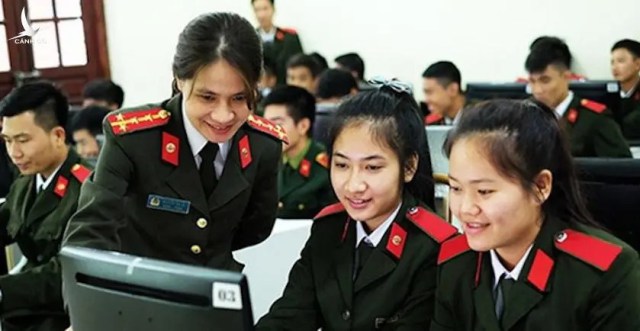 Việt Tân kích động chia rẽ vùng miền khi cả nước đang chống dịch Covid-19 Việt Tân kích động chia rẽ vùng miền khi cả nước đang chống dịch Covid-19