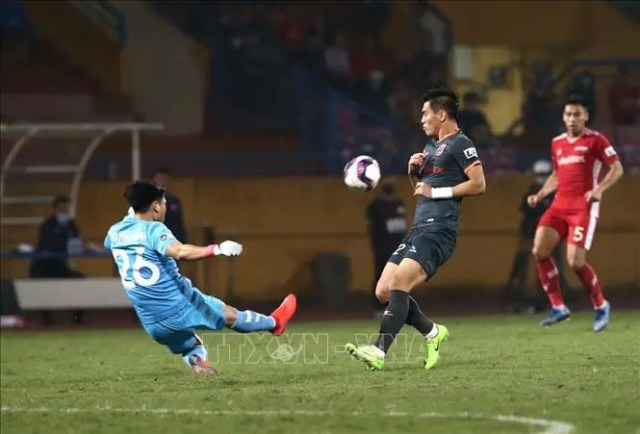 Vòng 12 V-League 2021: Tâm điểm Pleiku và Hòa Xuân