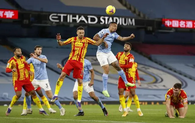 Vòng 20 Ngoại hạng Anh: Ngày Man City đánh chiếm đỉnh bảng xếp hạng