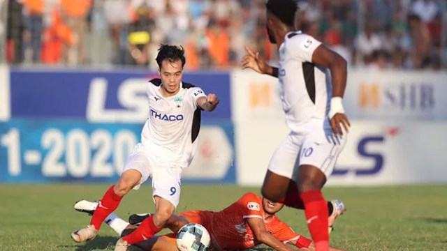 Vòng 5 V-League 2021: Dấu ấn HLV Kiatisak cùng đội bóng phố núi