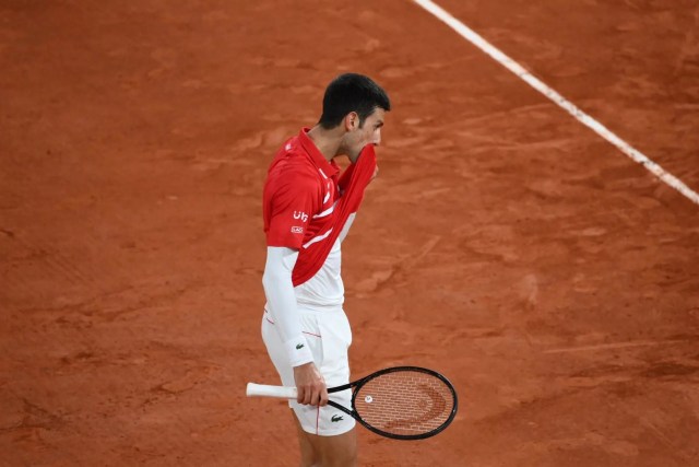 Vùi dập Djokovic, Nadal bảo vệ thành công chức vô địch Roland Garros