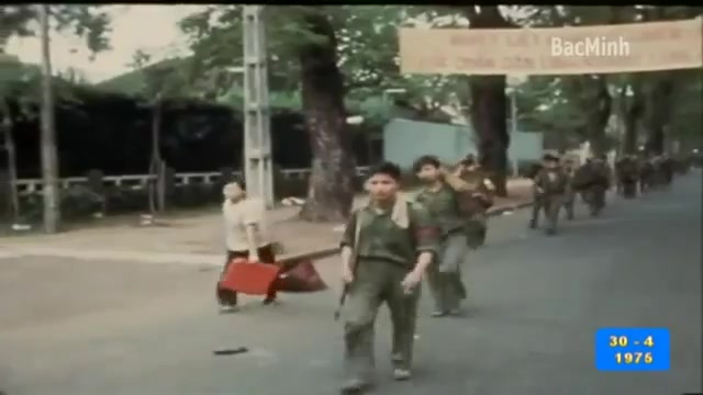 Xem Thước phim màu quý hiếm về ngày 30/4/1975